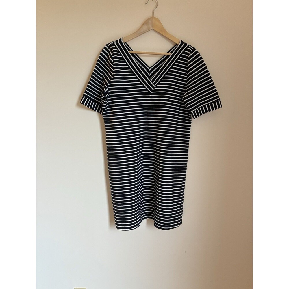 Skies Are Blue Black & White Striped Shift Dress V-Neck Short Sleeve Knee L